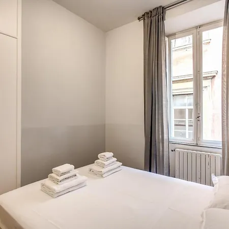 Guest house Family In Via Del Corso Central *