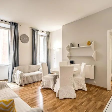 Guest house Family In Via Del Corso Central *